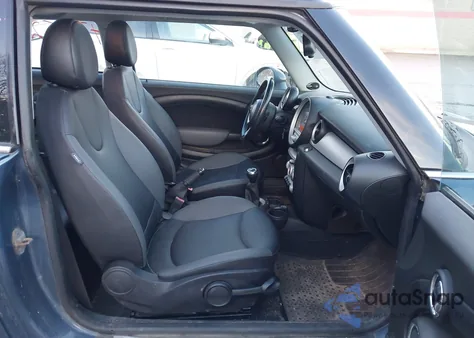 2010 Mini Cooper from USA, damaged, VIN WMWMF3C51ATU79373